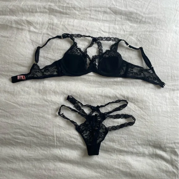 Agent provocateur chiki lingerie set